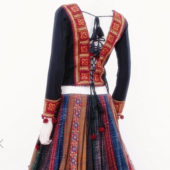 Indian dress - Lehengha set - Picture 2 of 8